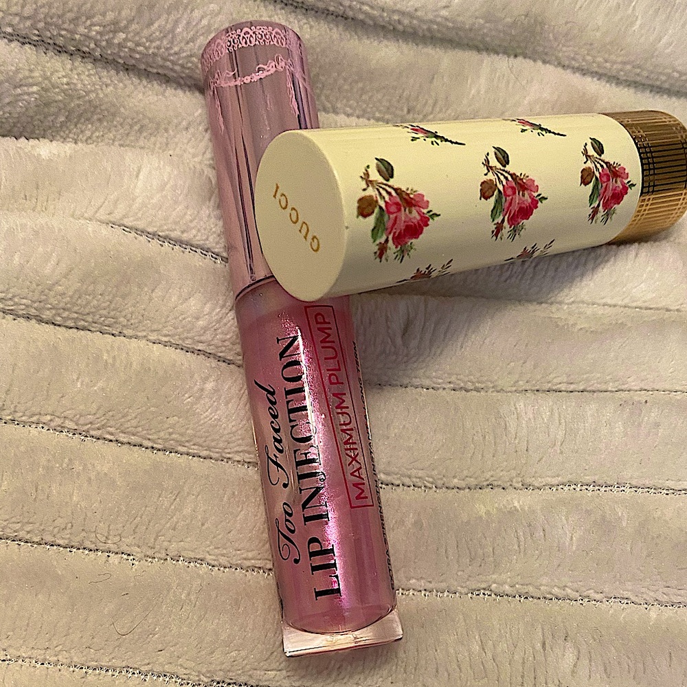 High end lipstick/lipgloss